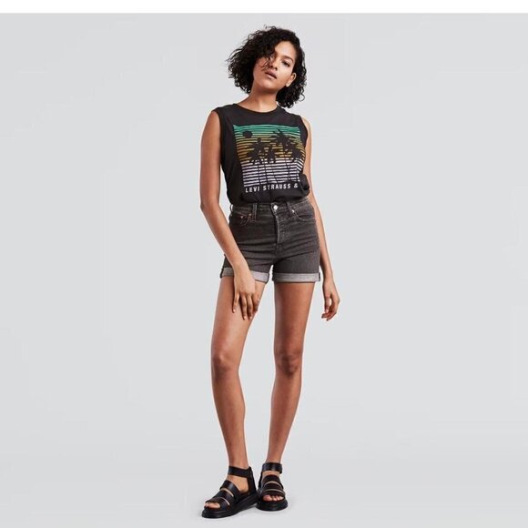 LEVI’S WEDGIE FIT SHORTS SIZE 28 - Picture 1 of 6